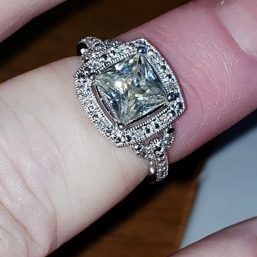 Ring and earring to kkat123